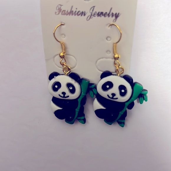 CLEARANCE Fashion Jewelry Panda Earrings - Picture 9 of 12